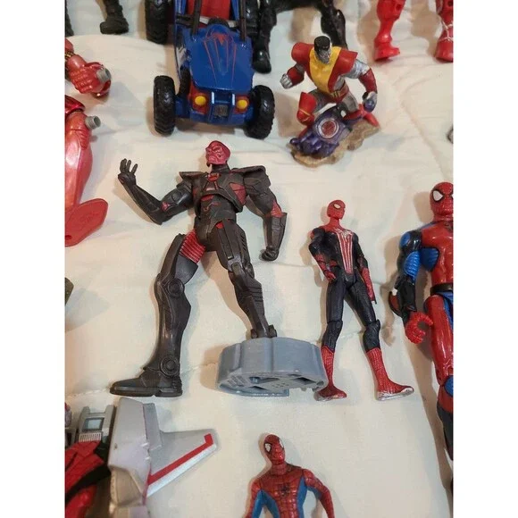 Lot of Marvel Figures Spiderman Captain America Avengers